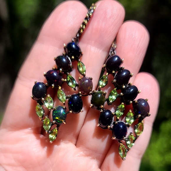 Black Opal & Peridot sterling & Rhodium chandelier earrings - Picture 10 of 13